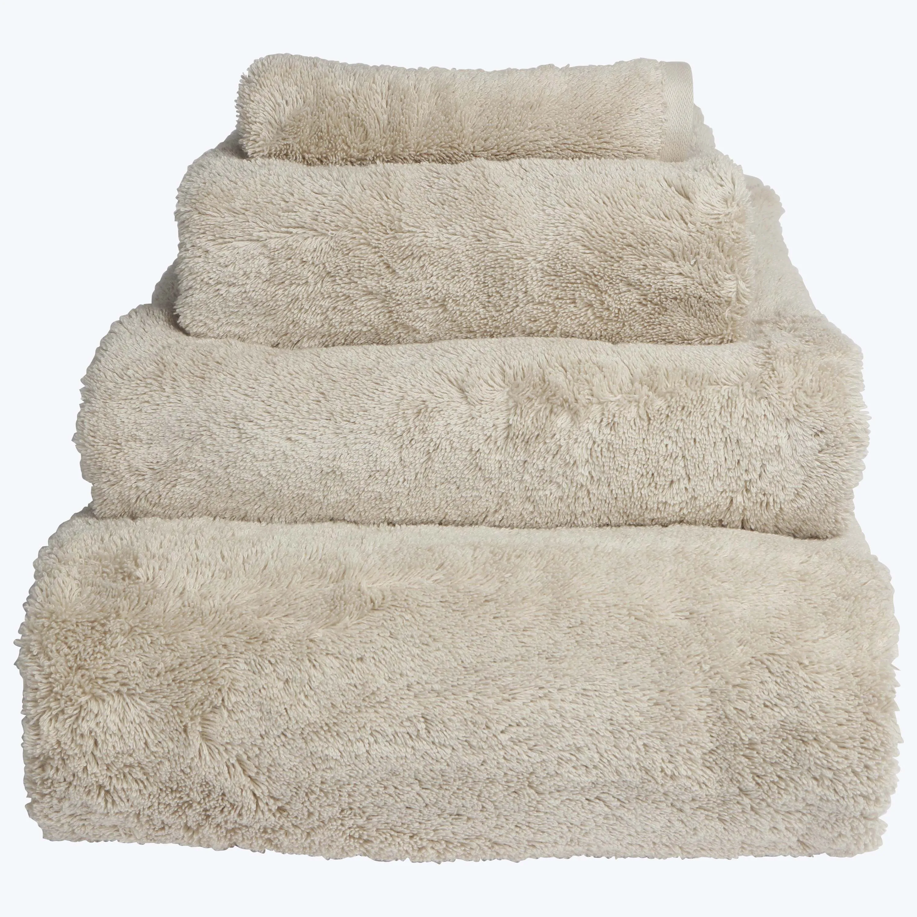 Aire Hand Towel