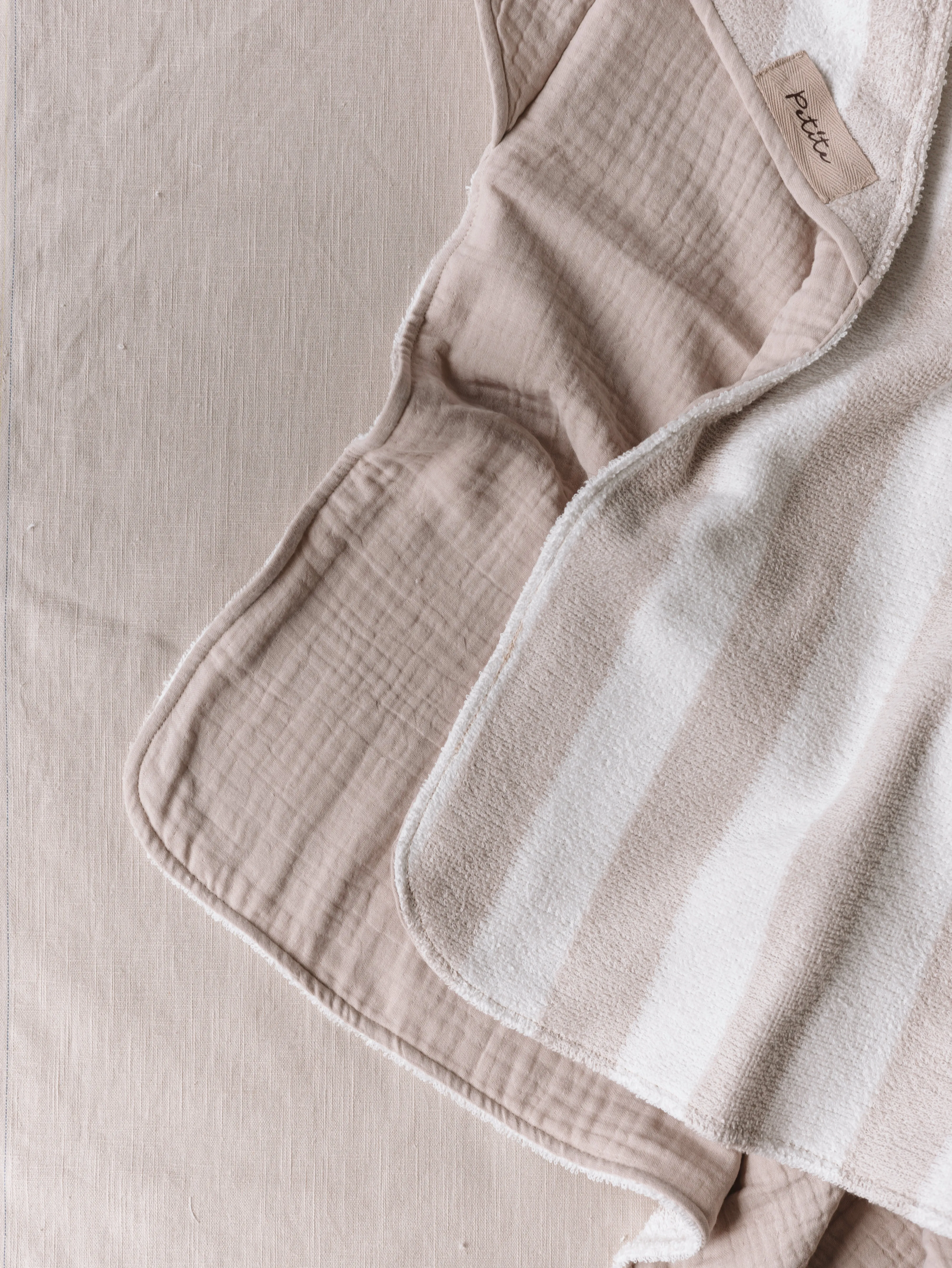 Baby Hooded towel  /  stripes